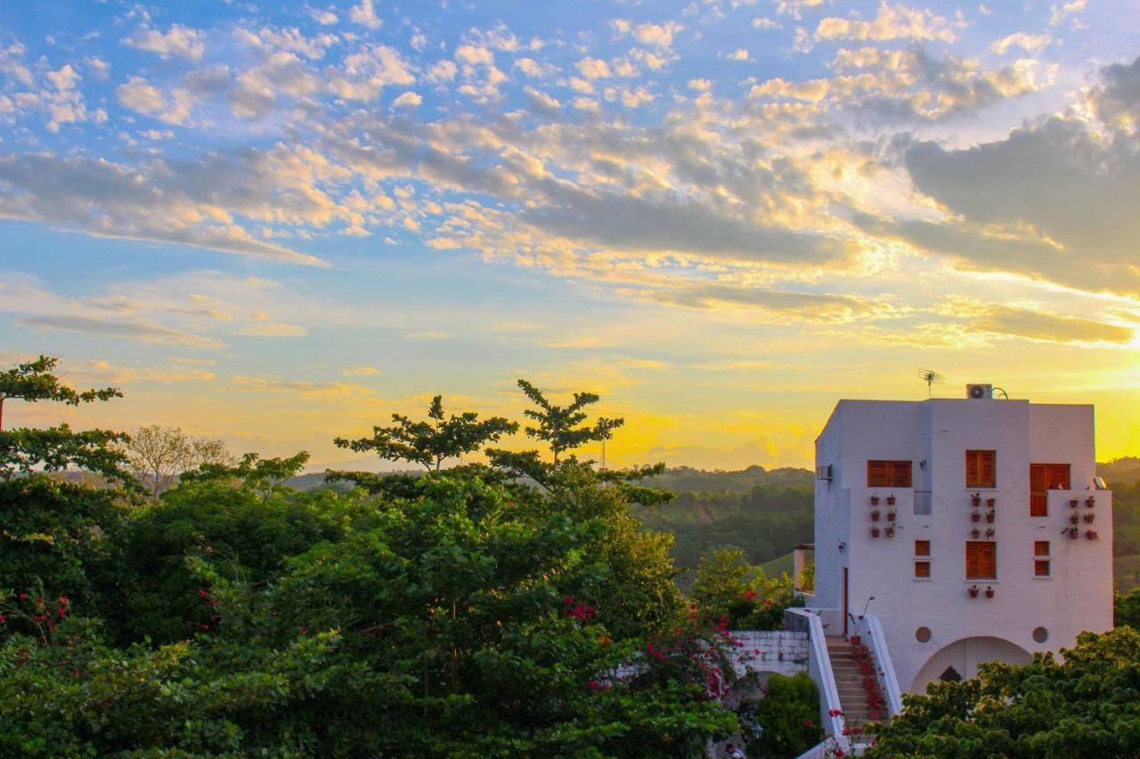 Hotel Aldea Plaza Doradal エクステリア 写真